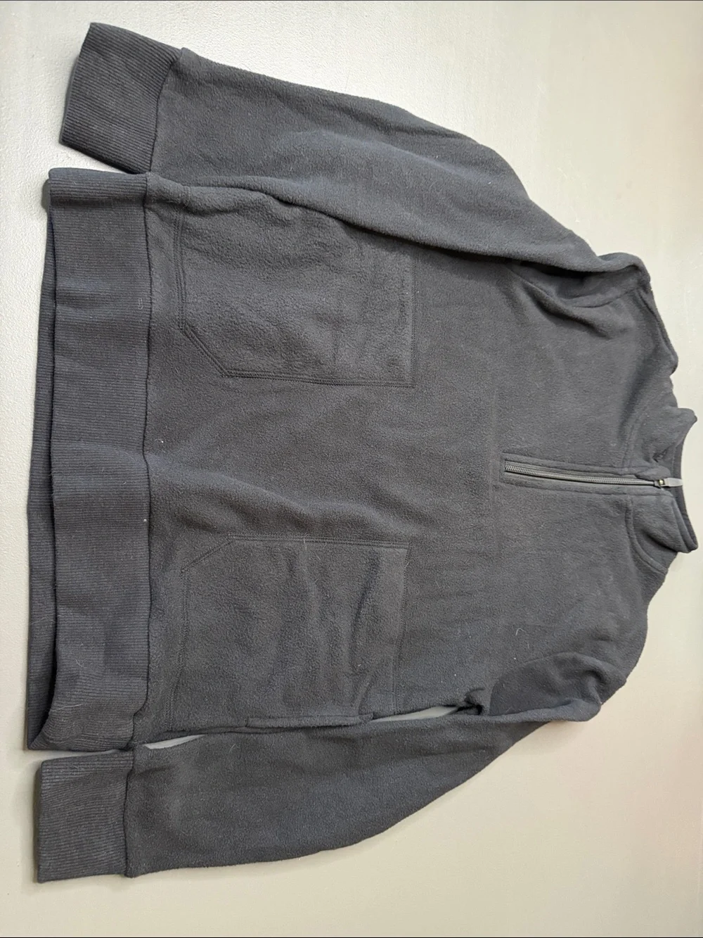 Kid’s Zella Black Fleece Quarter-Zip Pullover. NWOT. Size: Medium/8-10